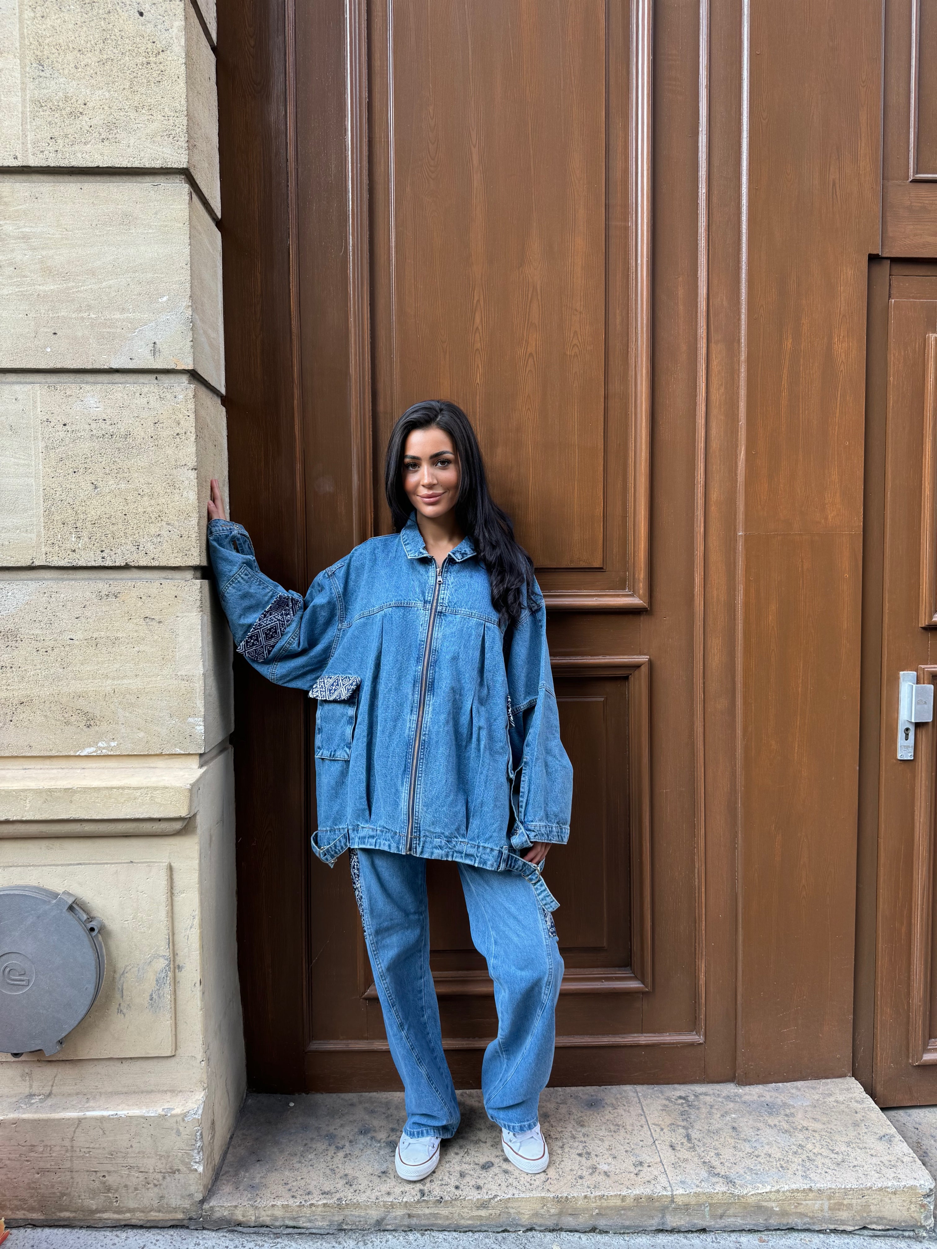 VESTE EN JEAN OVERSIZE EMPIÈCEMENT BROCART